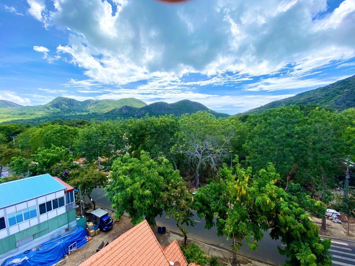 Hotel Khach San Phuc Loc An Con Dao Chi Khu Co Ong Exteriér fotografie